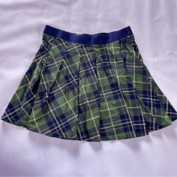 WeWoreWhat Revolve Green Plaid Tennis Skort Large NWT - Picture 2 of 9